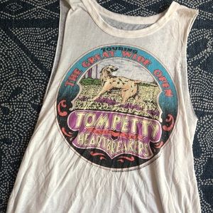 Tom petty tank